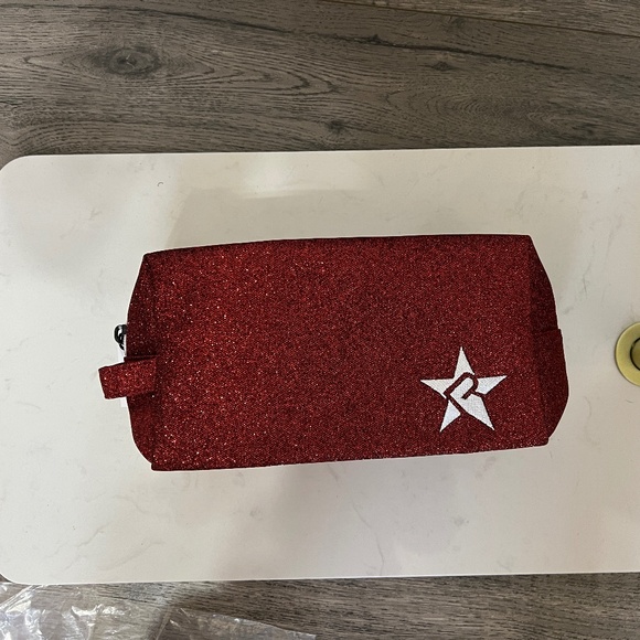 SCARLETT REBEL MAKEUP BAG WITH WHITE ZIPPER NWT - Picture 2 of 5